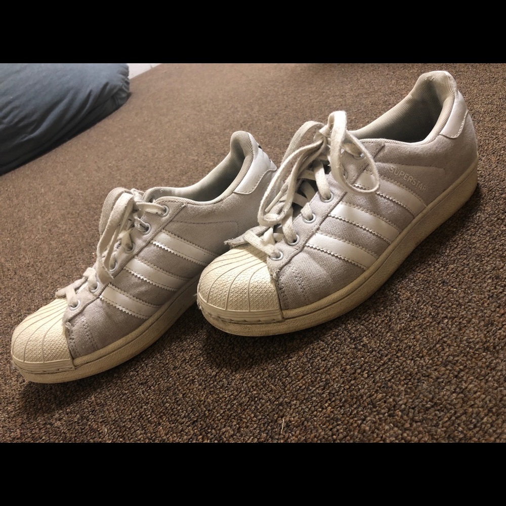 Adidas grey sneaker 7.5 women’s